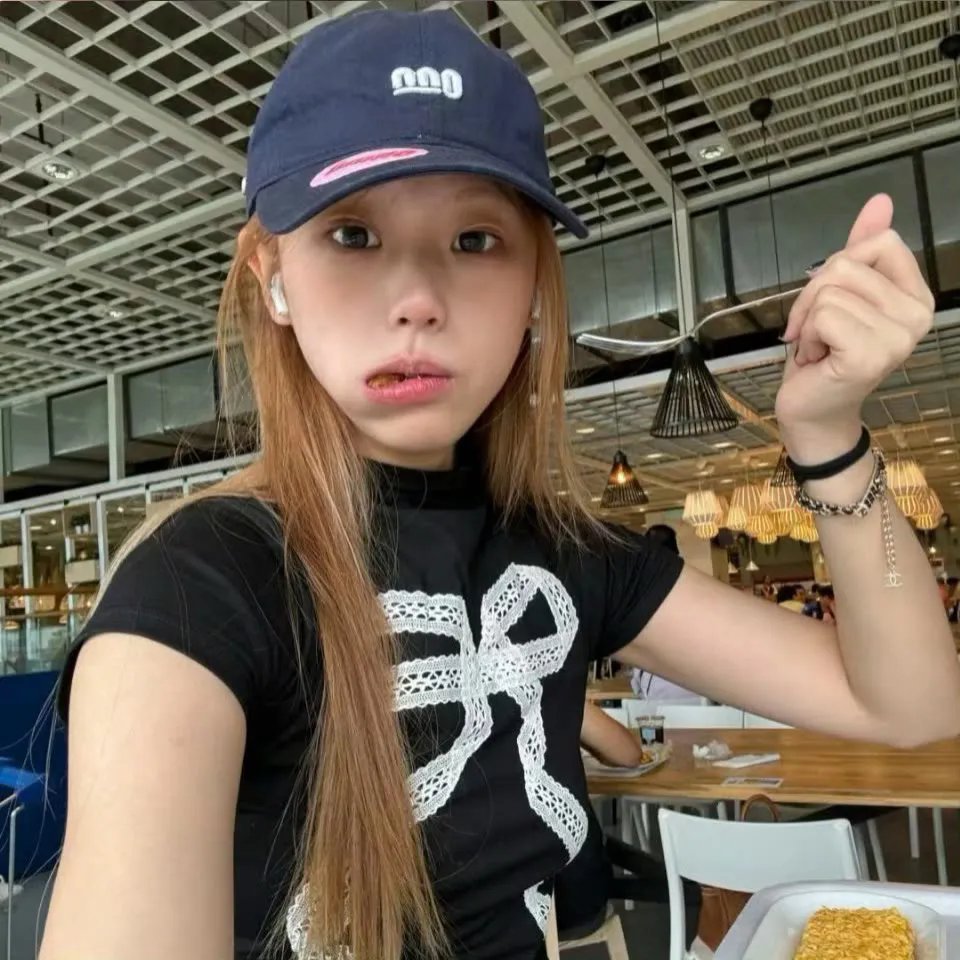 美利坚女士